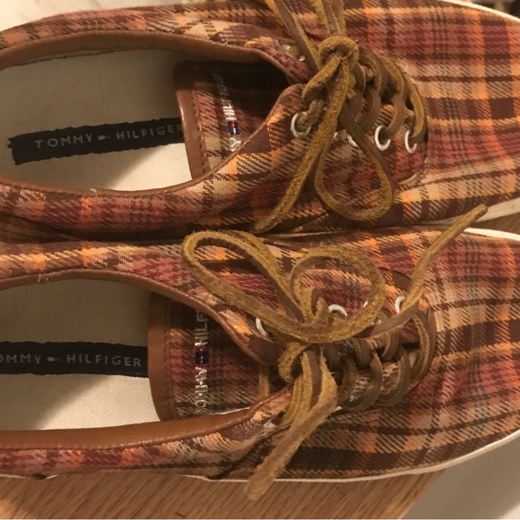 Tommy Hilfiger lace up shoes - Picture 3 of 6